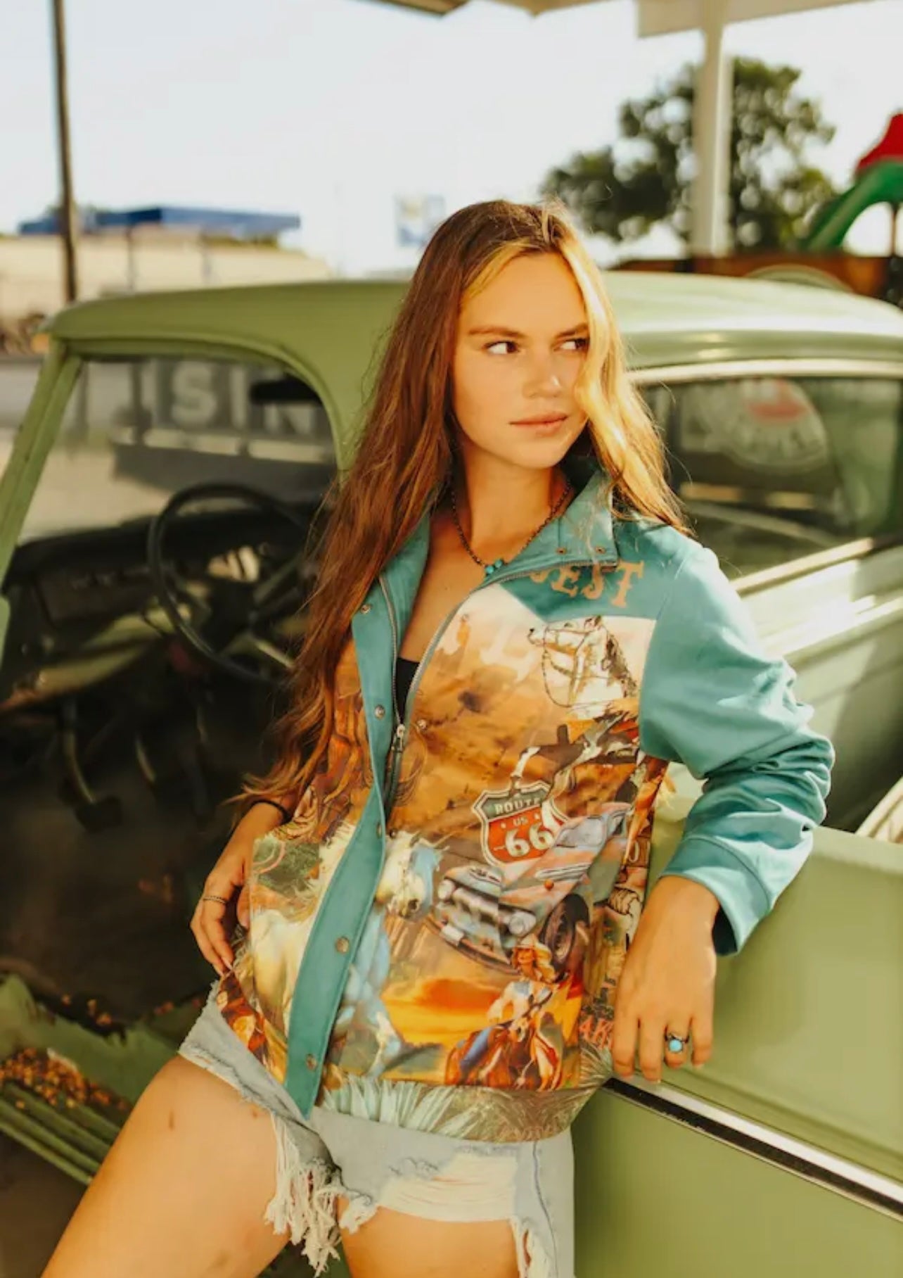 Jade Suede Zip Up Button Jacket W
Vintage Western Print