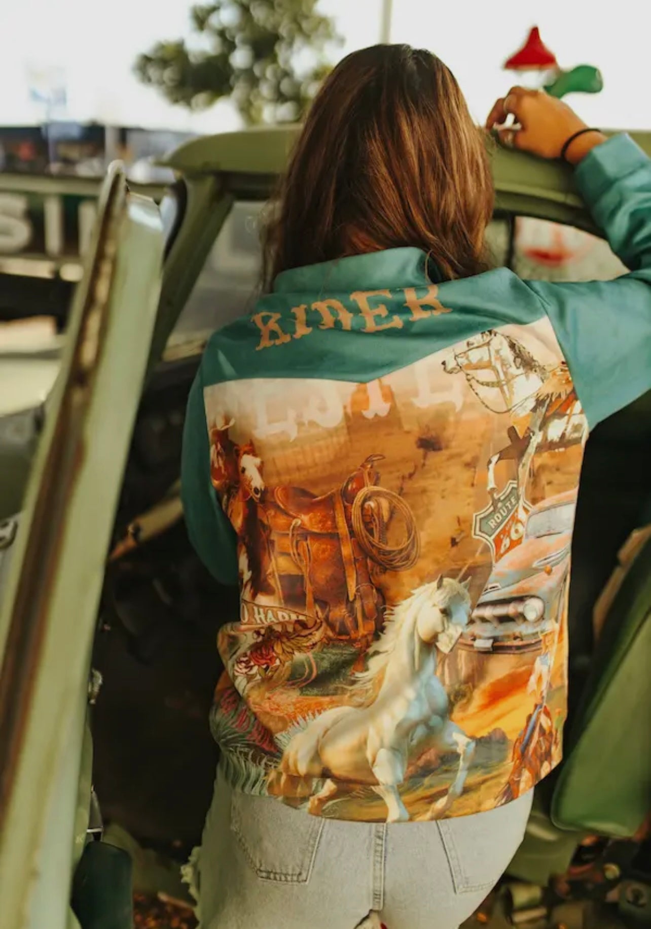 Jade Suede Zip Up Button Jacket W
Vintage Western Print