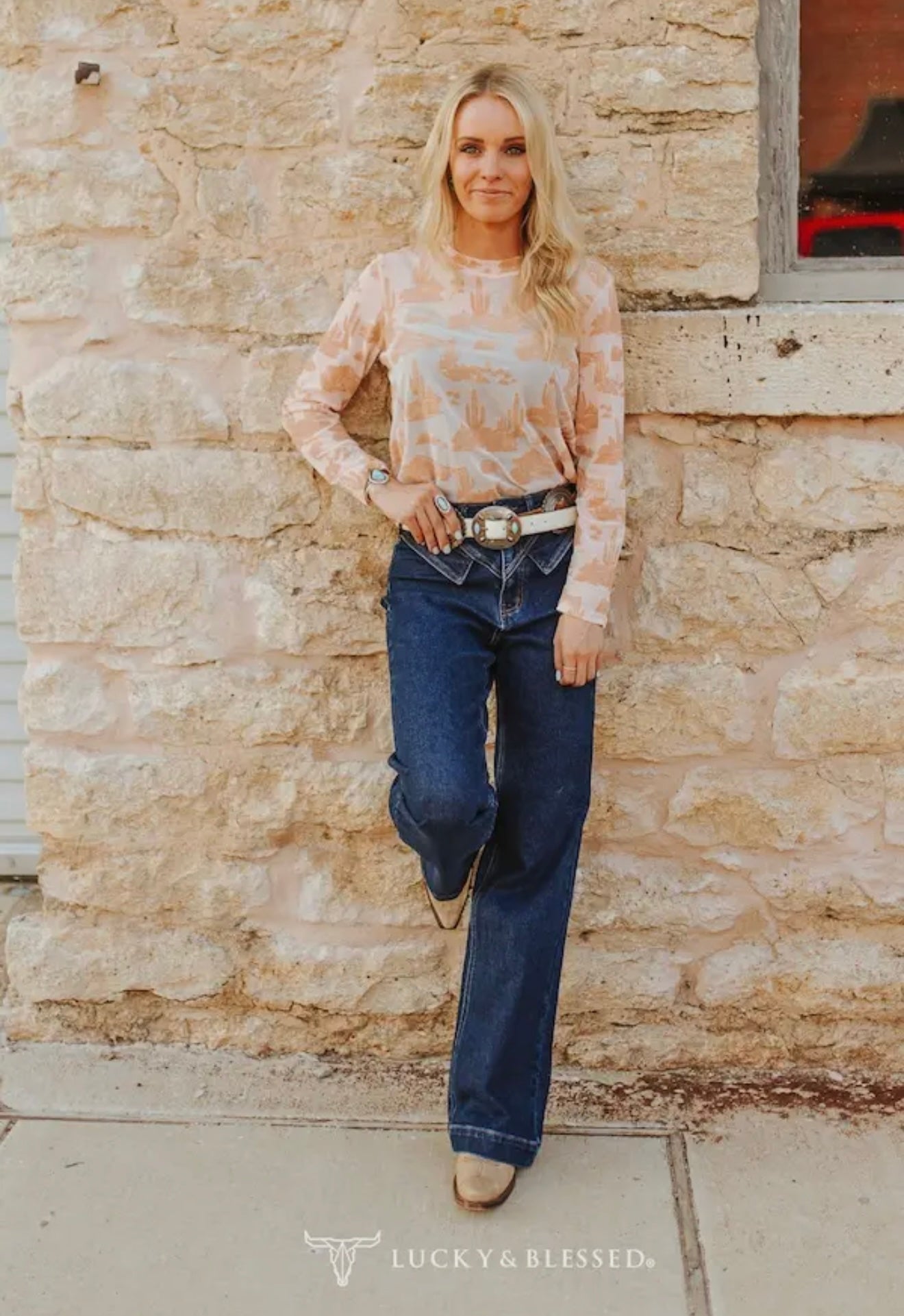 Dark Wash High Rise V-Yoke Trouser
Denim Jeans