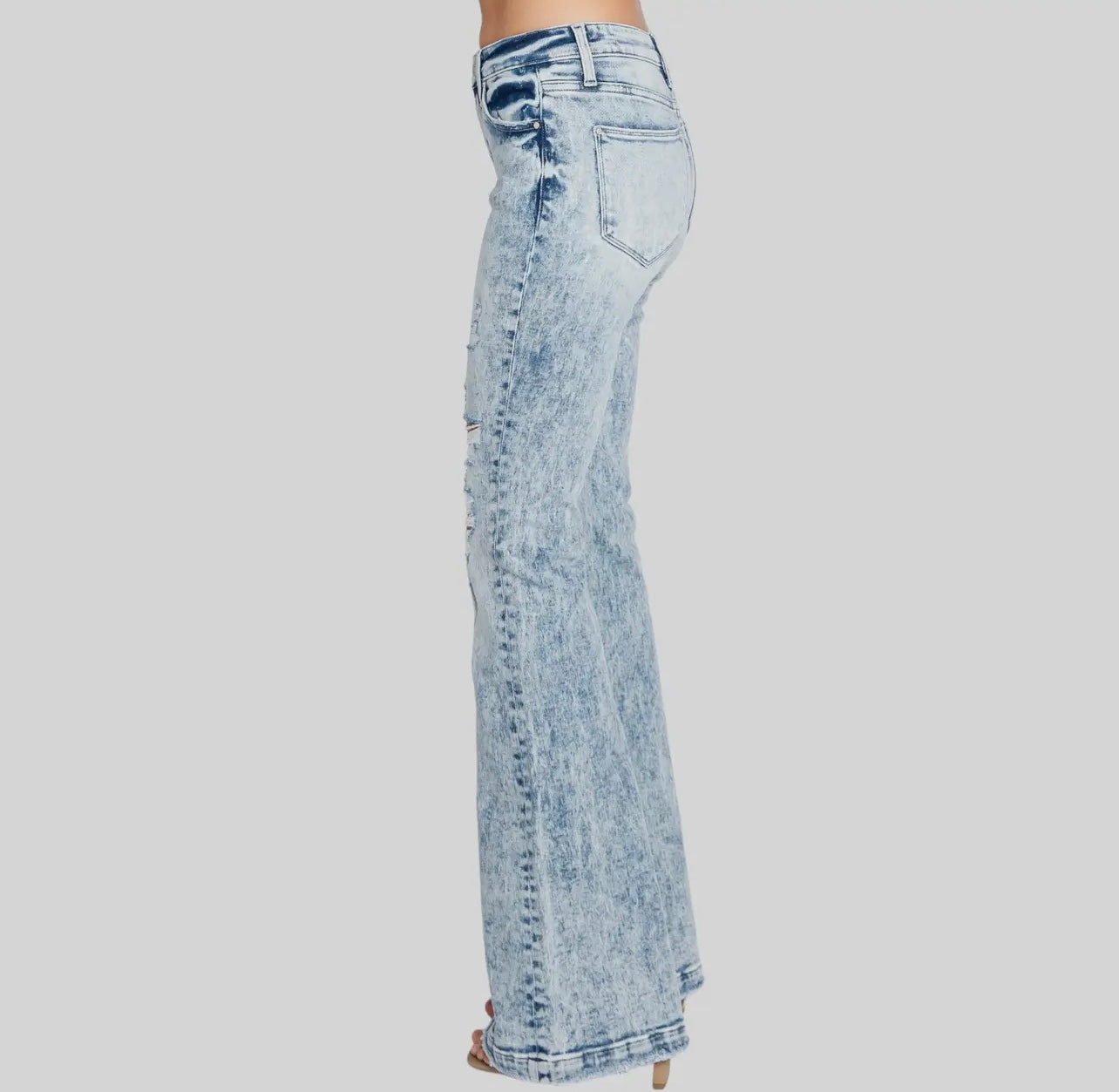Petra153 Destroyed Mid Rise Stretch
Flare with Trouser Hem