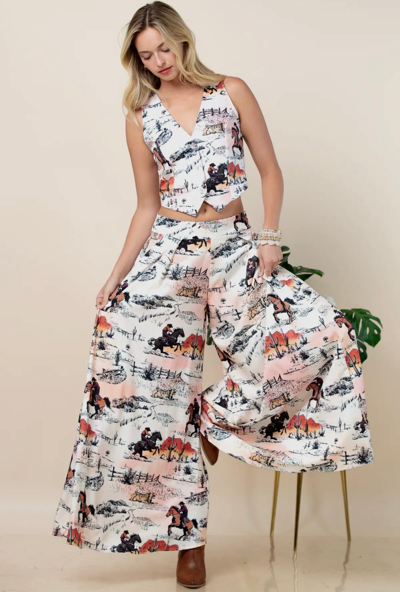 Hilda Vintage Horse Print
Button Down Vest Top