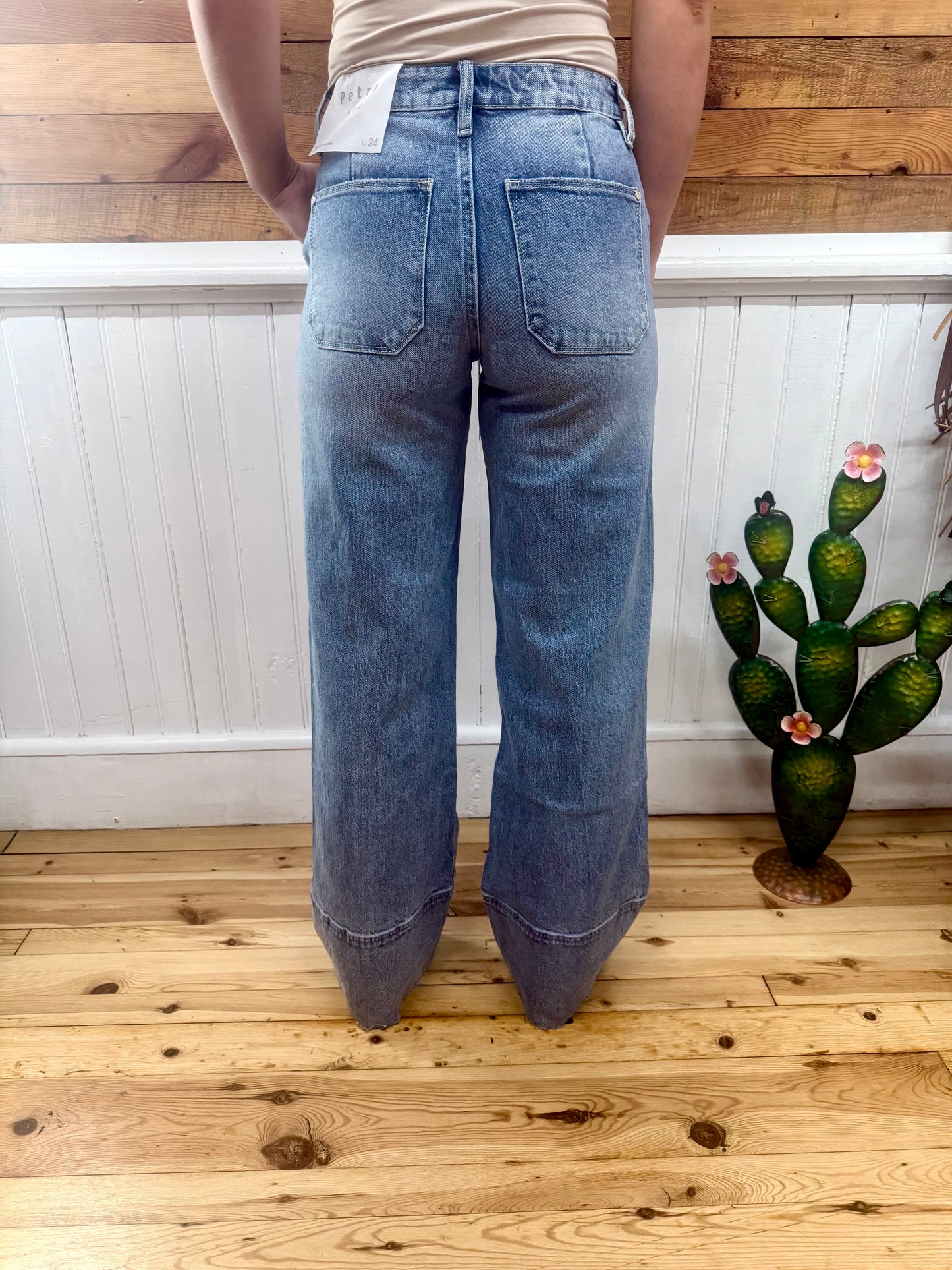 Petra153 High Rise Comfort Stretch
Trouser Wide Leg Jeans