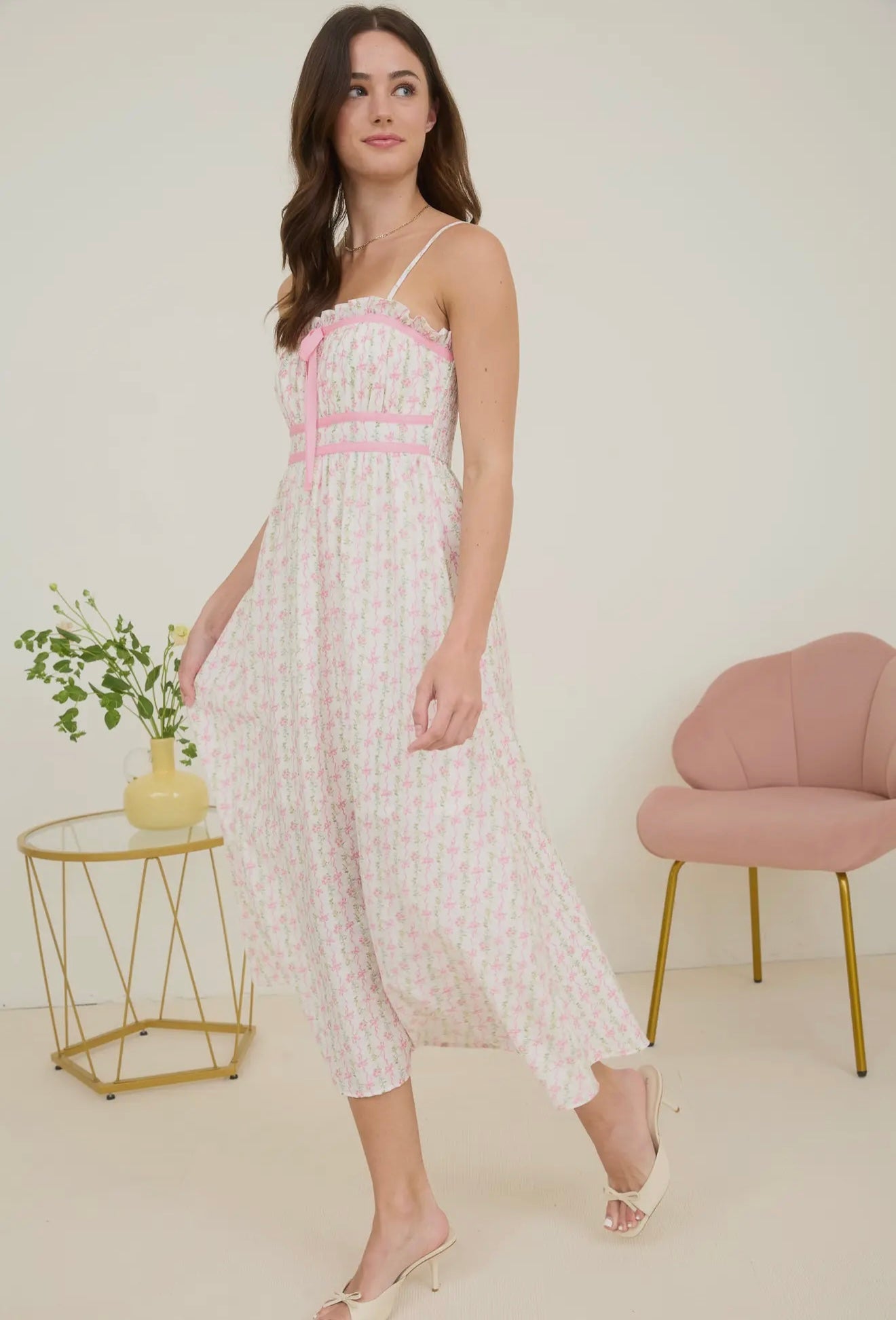 Floral Bow Pattern Spaghetti Strap
Midi Dress