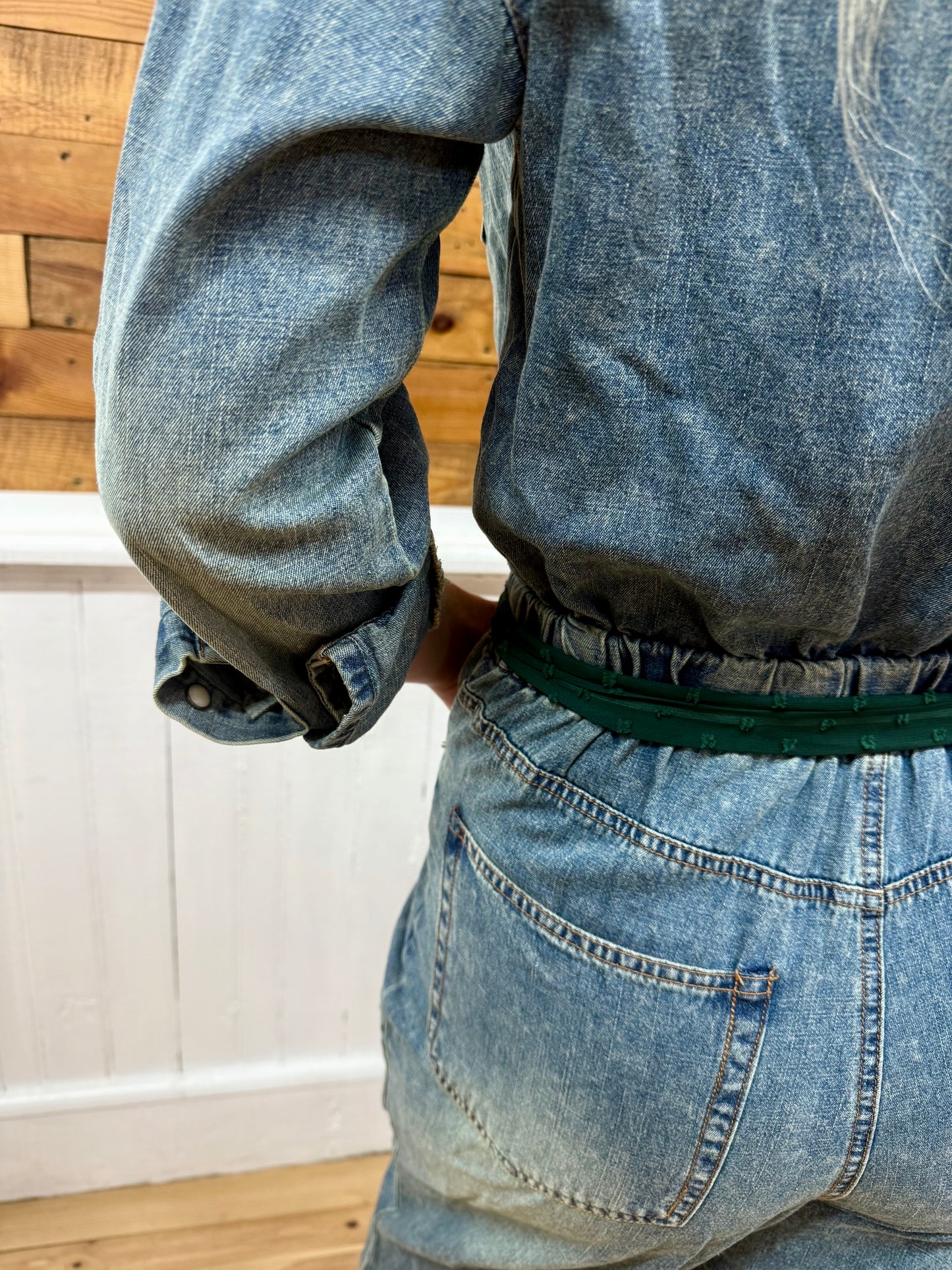 Western Yoke Pocket
Denim Jumpsuit