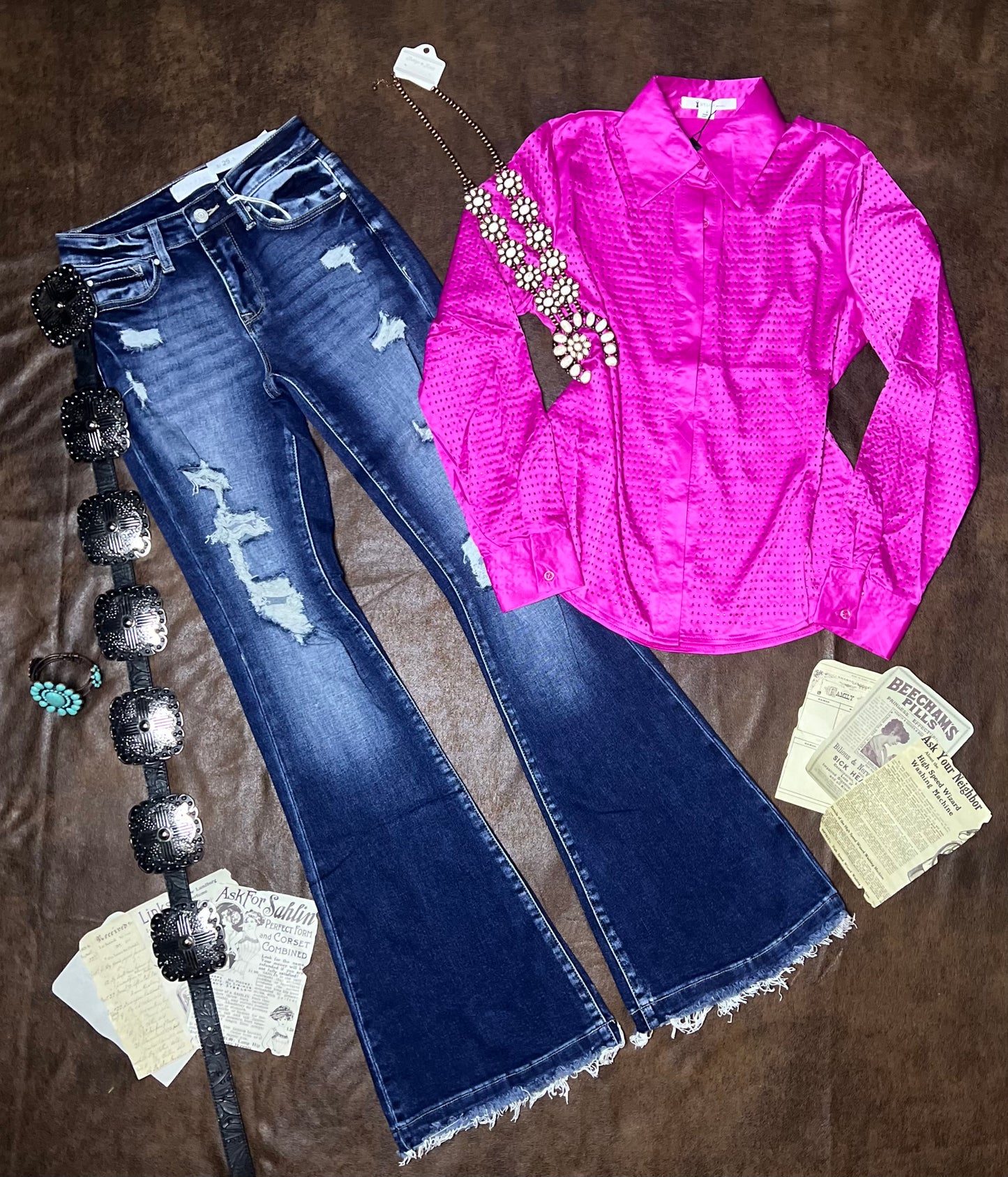 LONG SLEEVE BUTTON UP STUDS DETAILES BLOUSE in pink