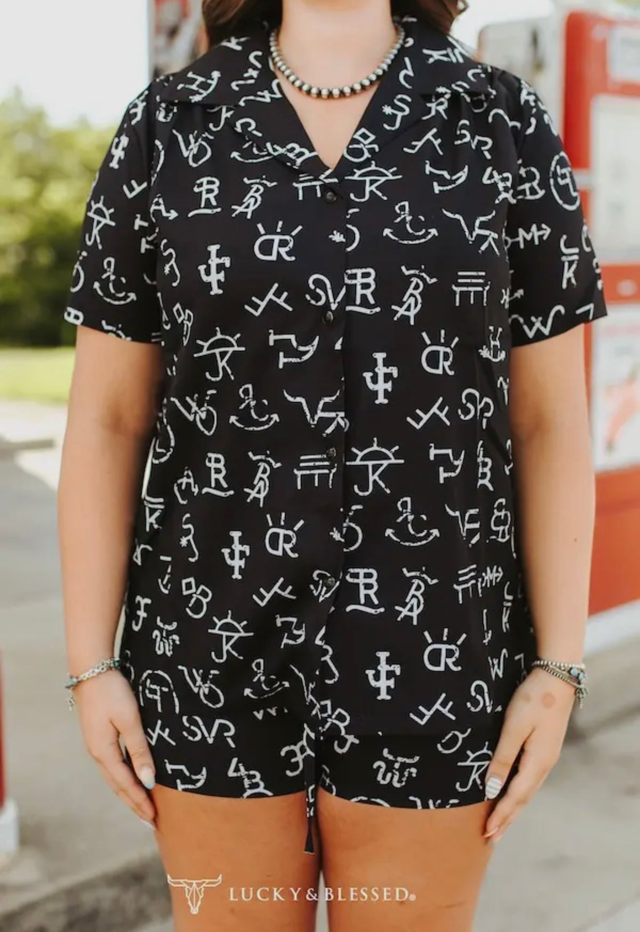 Black Cattle Brand Pearl Snap Shirt W
Drawstring Short Set