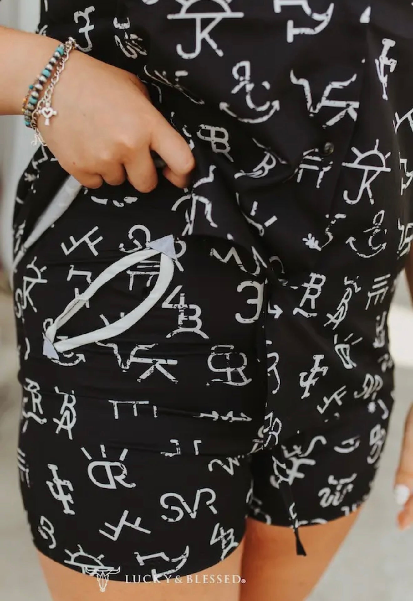 Black Cattle Brand Pearl Snap Shirt W
Drawstring Short Set