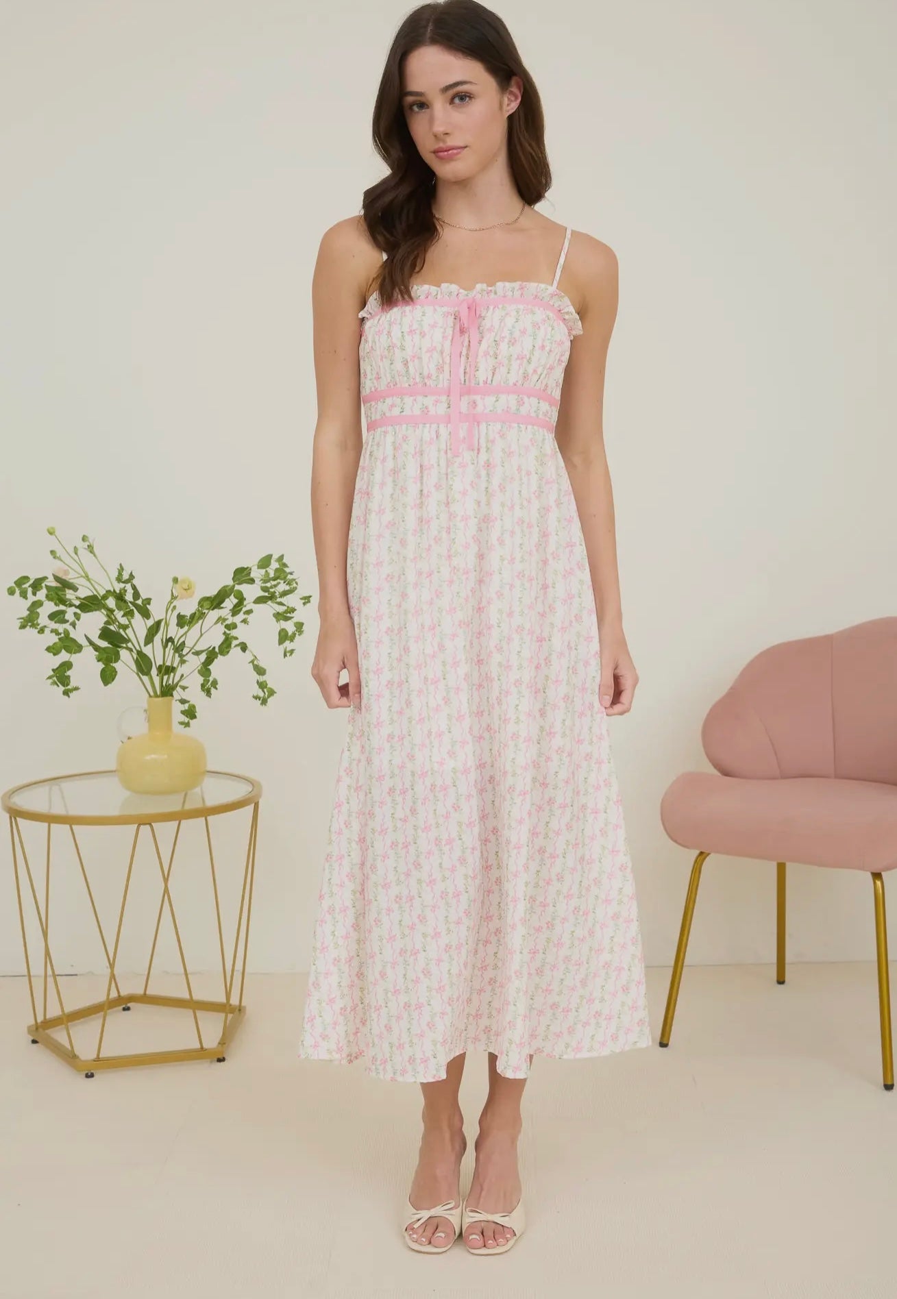 Floral Bow Pattern Spaghetti Strap
Midi Dress
