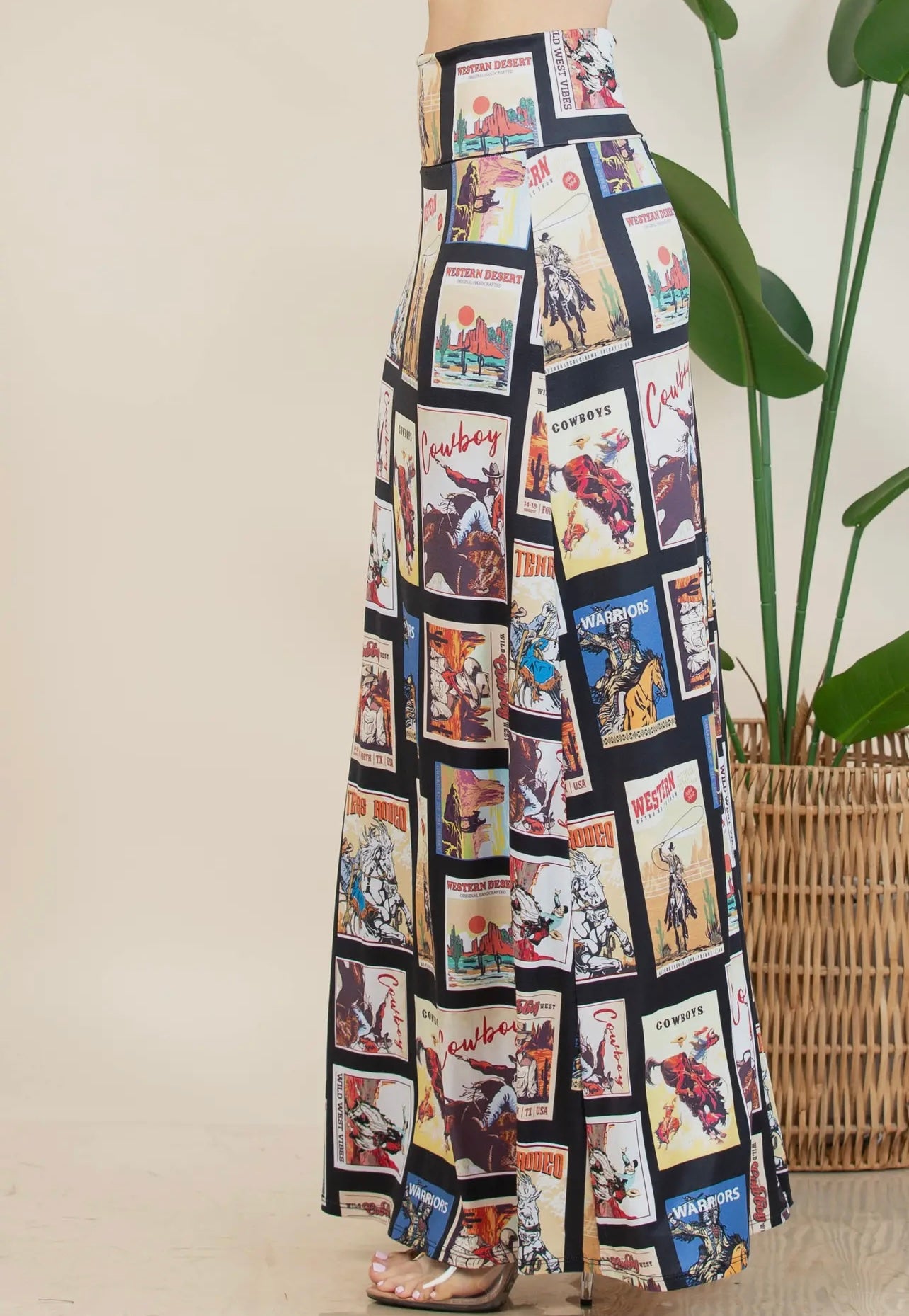 Stamps Vintage Western
Print Knit Full Skirt