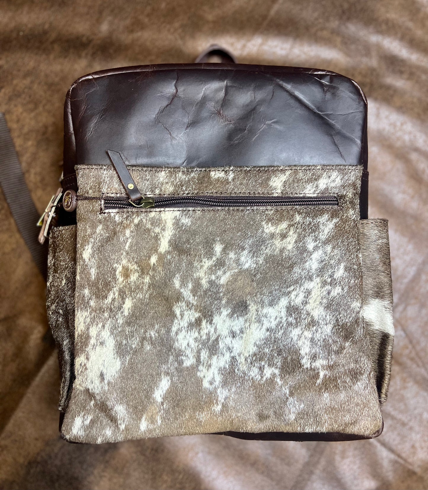 Klassy Cowgirl Hair on Cowhide
Leather Backpack - brown and white PREORDER
