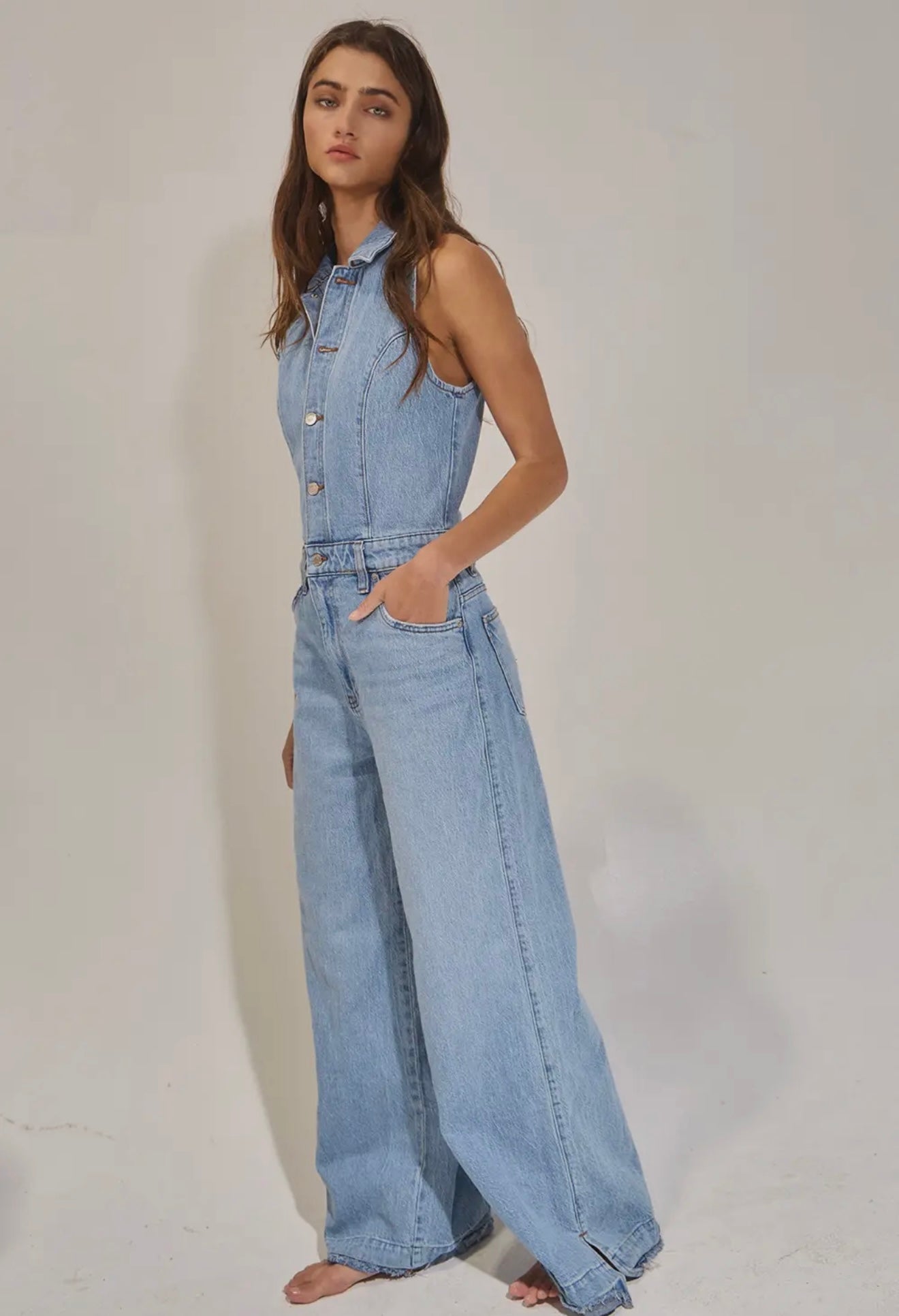 Collared Wide Leg
Denim Jumpsuit