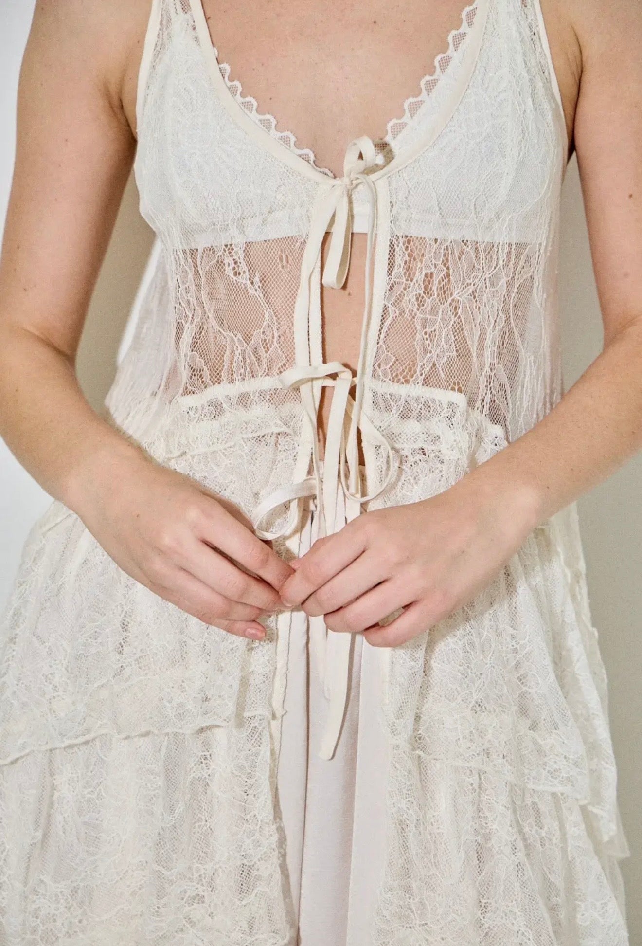 Romantic Lace Ruffle Tiered Duster