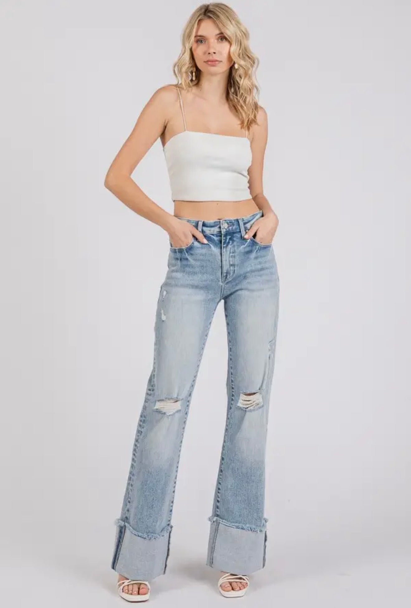 Petra153 High Rise Super Stretch Wide
Flare w/ Cuffed Hem