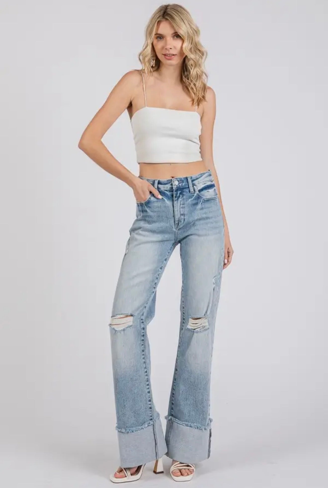 Petra153 High Rise Super Stretch Wide
Flare w/ Cuffed Hem