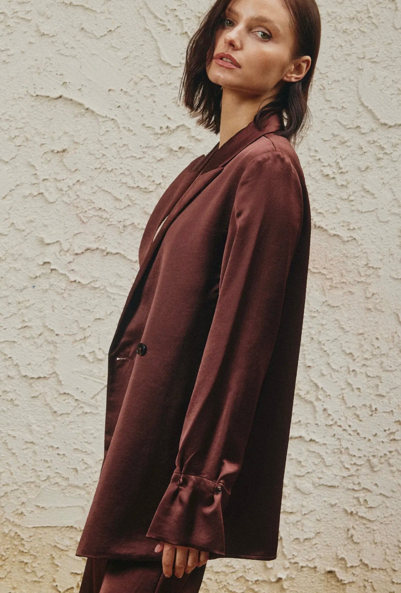 Oversized Double Button Satin Effect
Blazer Jacket