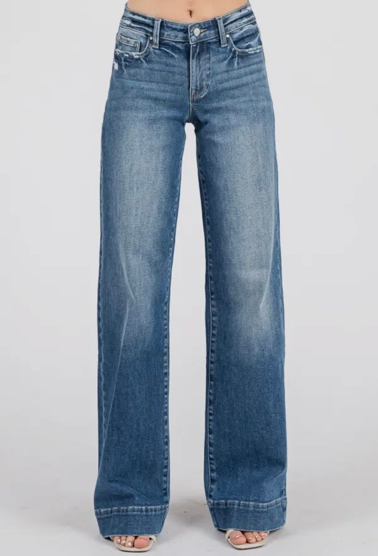 Petra153 Mid Rise Stretch Trouser
Wide Leg Jeans