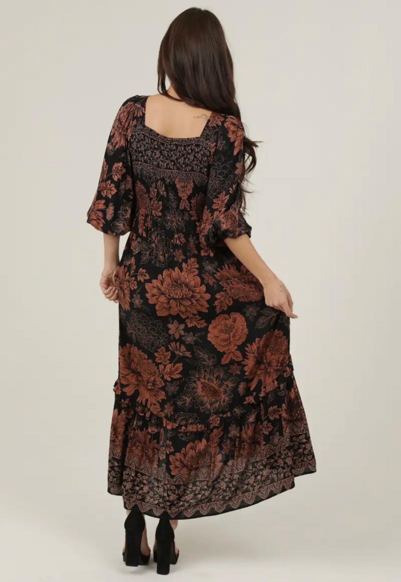 Angie V Neck Twist Front Cut Out
Side Slit Maxi Dress