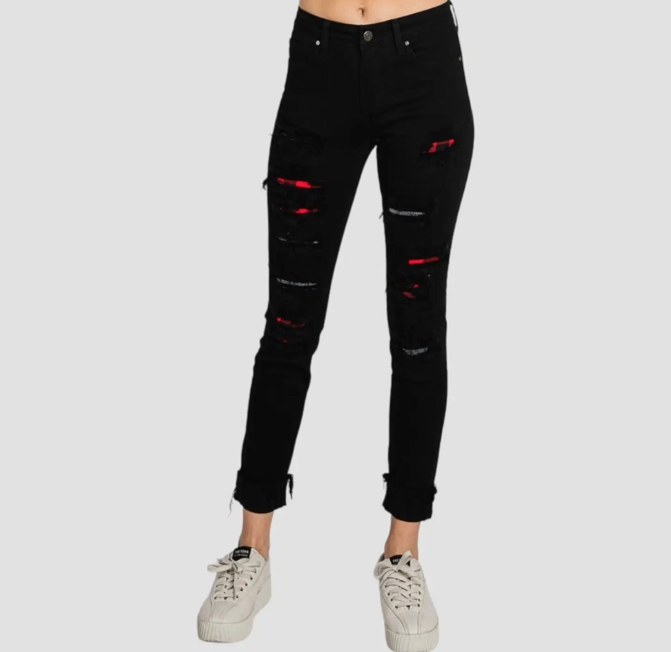 Petra153 Mid Rise Black Ankle Skinny