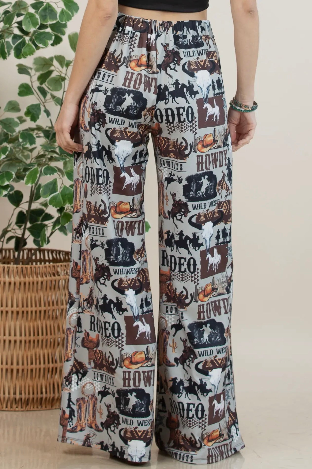 Killa Howdy Lucky Print
Slack Pants