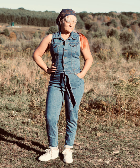 Sleeveless Relaxed
Jumpsuit