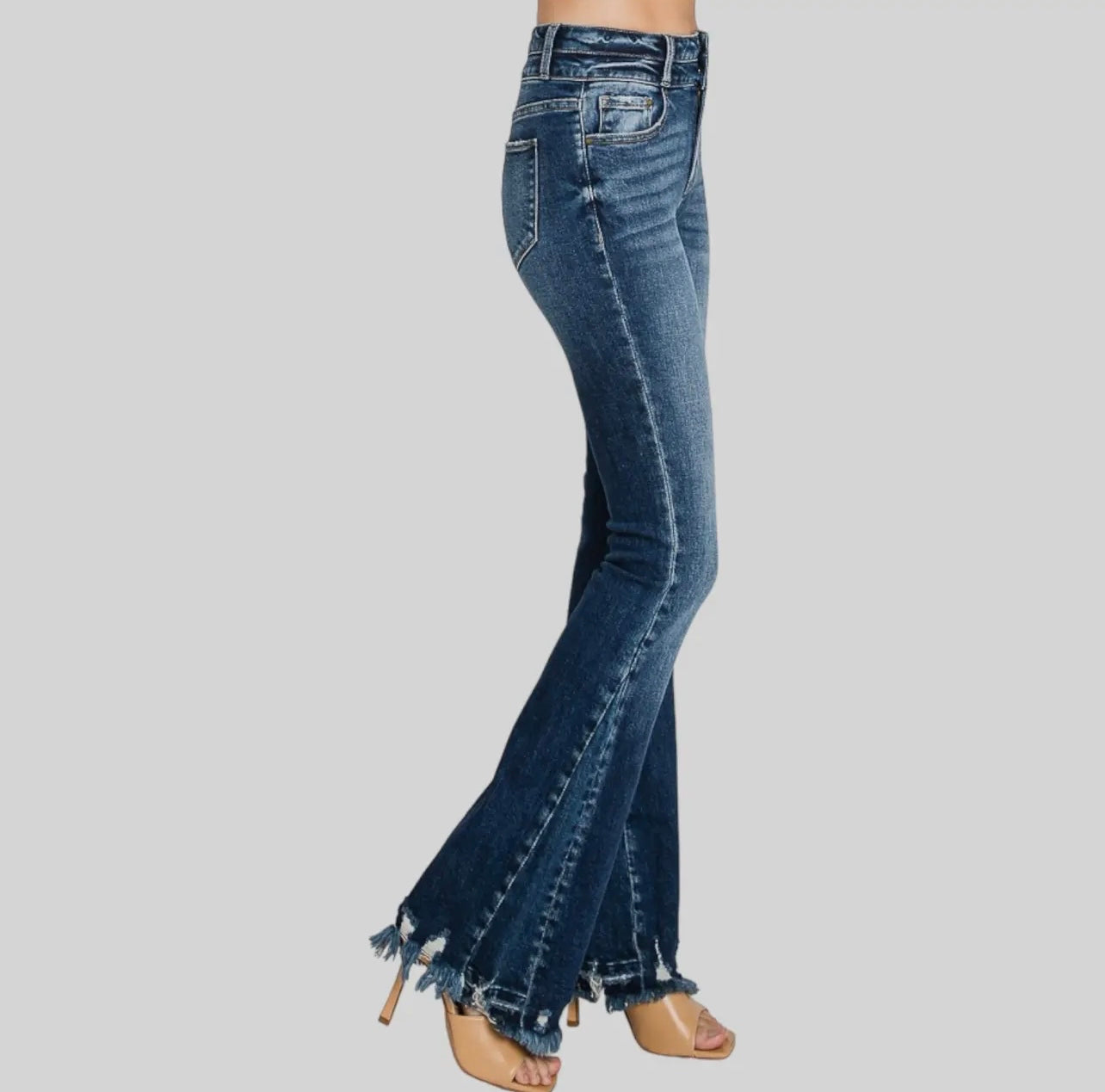 Petra153 High Rise
Stretch Flare Jeans