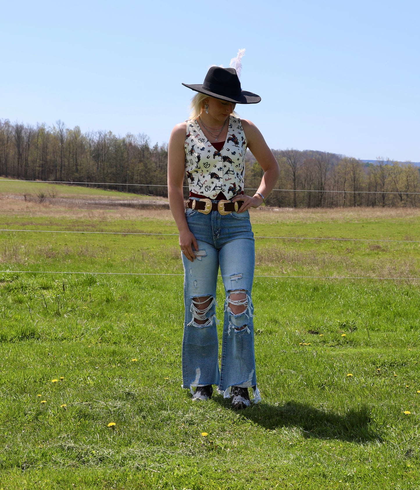 Petra153 Distressed High Rise Rigid
Vintage Cropped Flare