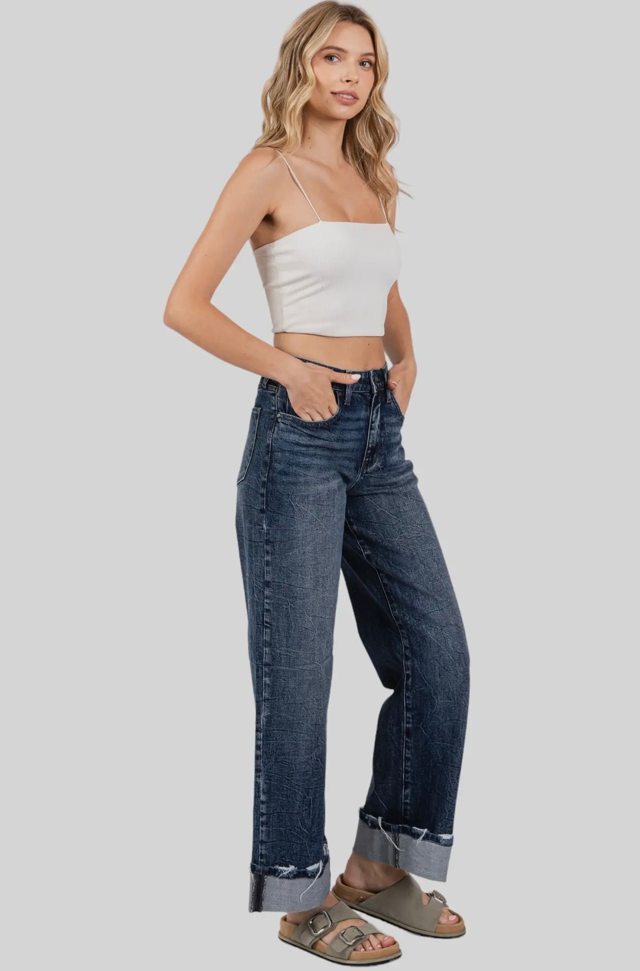 Petra153 High Rise Comfort Stretch
Wide Leg w/ Cuffed Hem