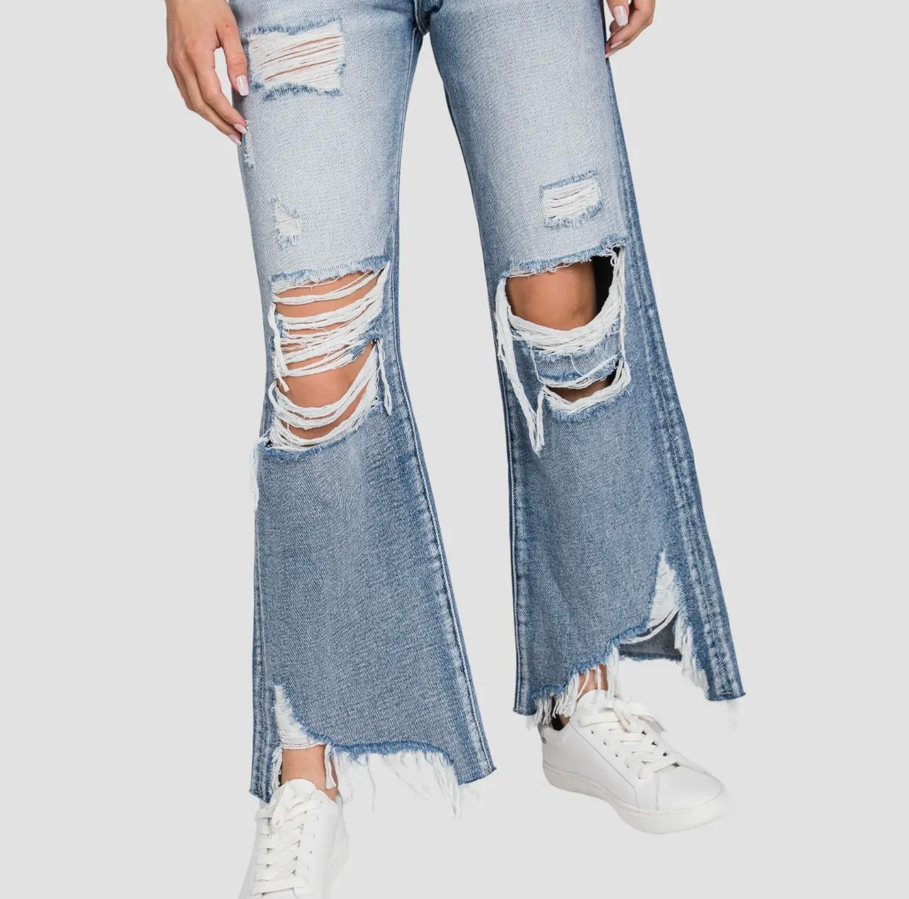 Petra153 Distressed High Rise Rigid
Vintage Cropped Flare
