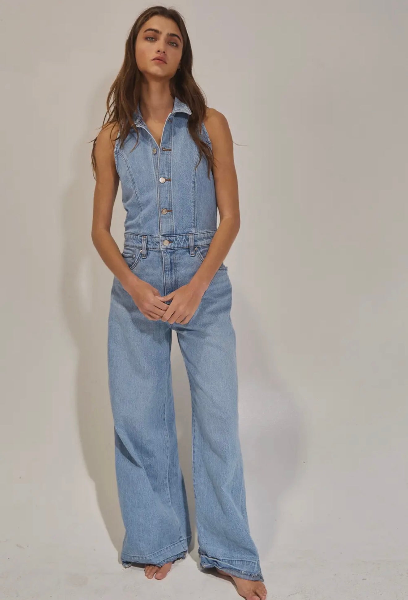 Collared Wide Leg
Denim Jumpsuit