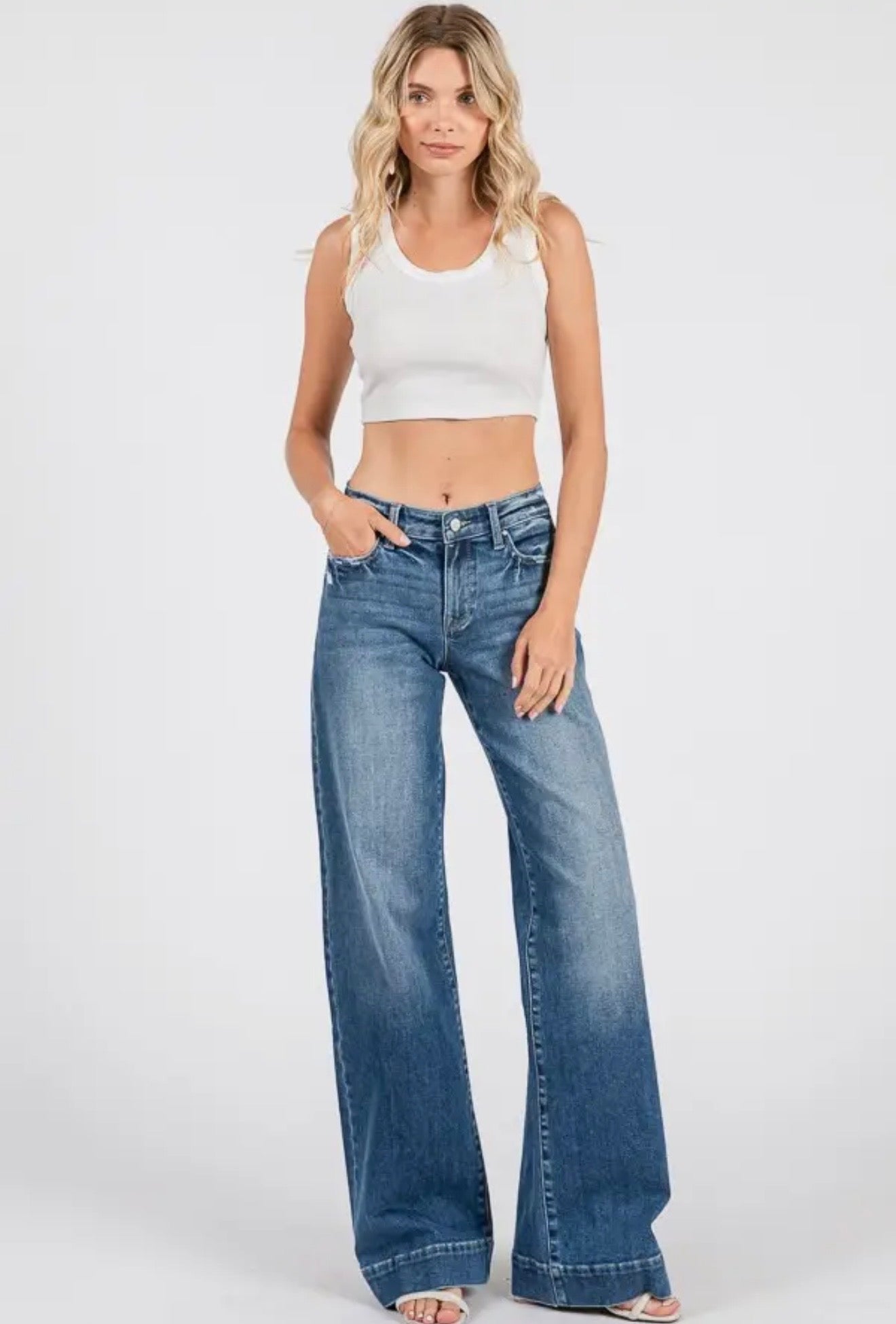 Petra153 Mid Rise Stretch Trouser
Wide Leg Jeans