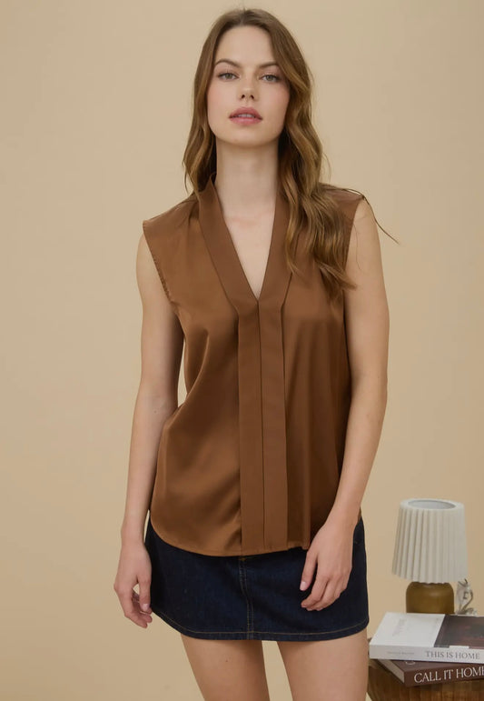 Satin Collared Sleeveless Blouse