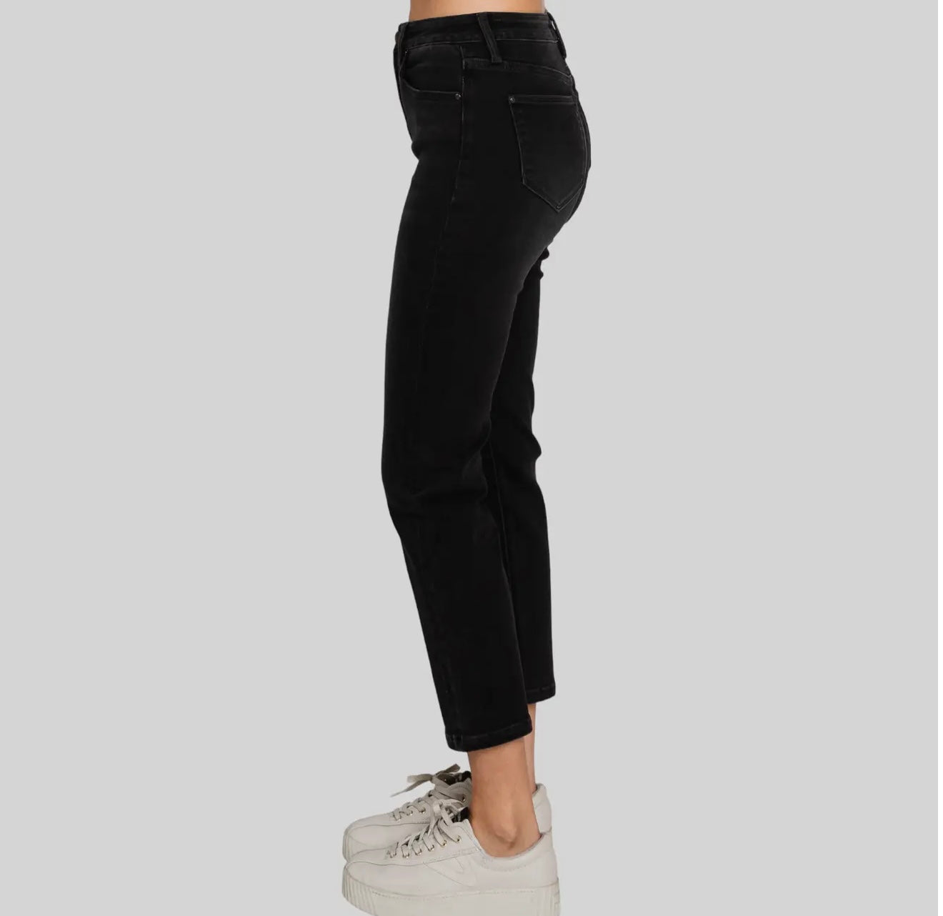 Petra153 High Rise Stretch Slim
Straight Jeans