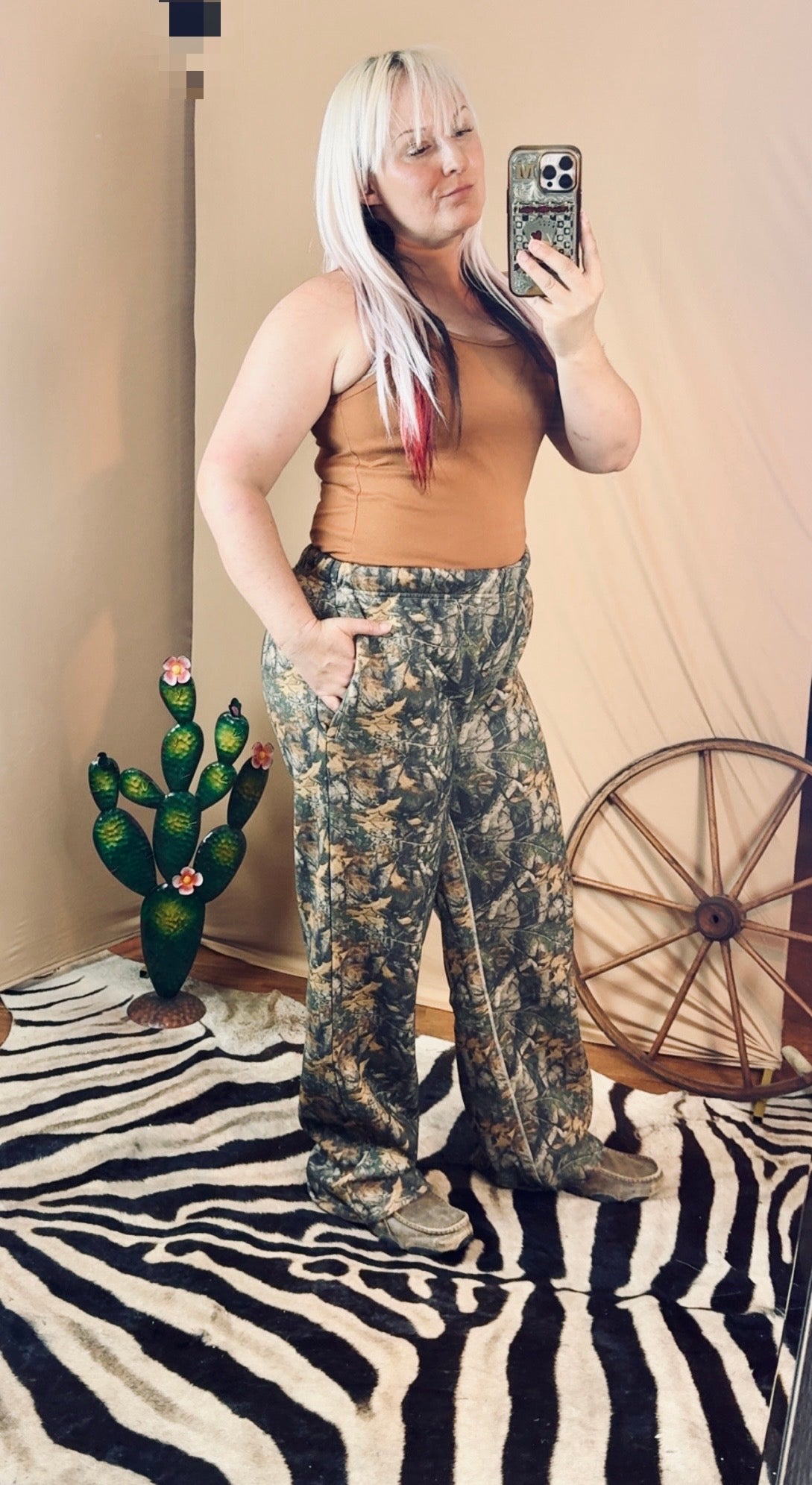 Bayou Dark Woodland Camo Cloud
Fleece Sweatpants