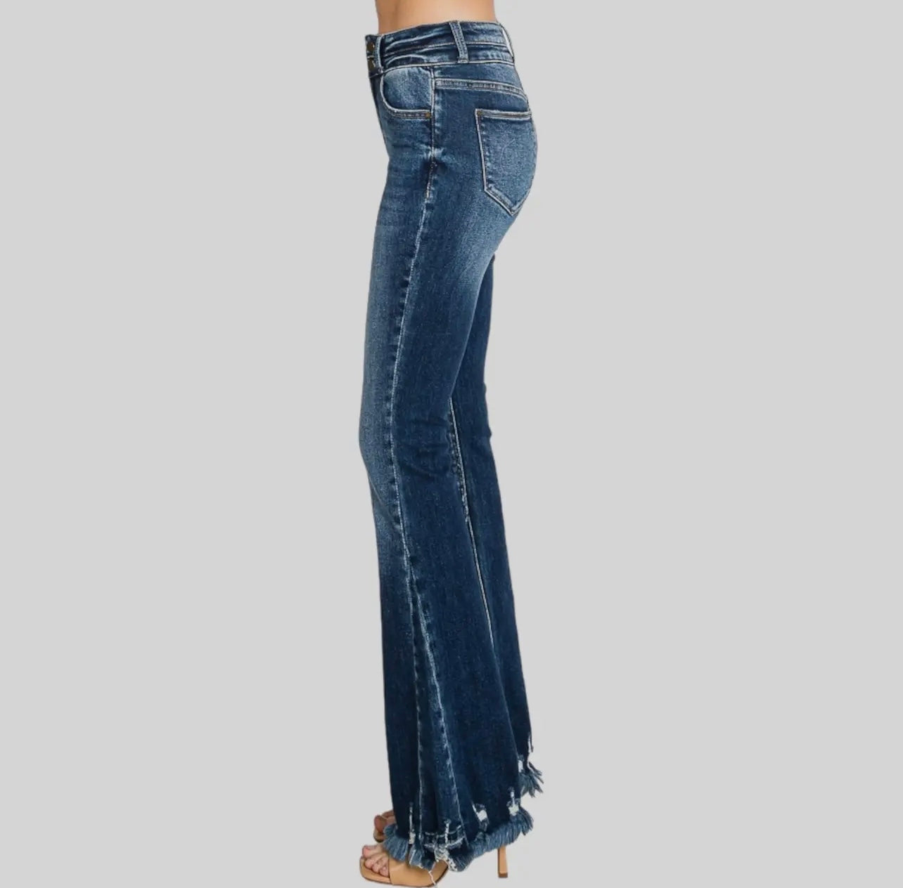 Petra153 High Rise
Stretch Flare Jeans