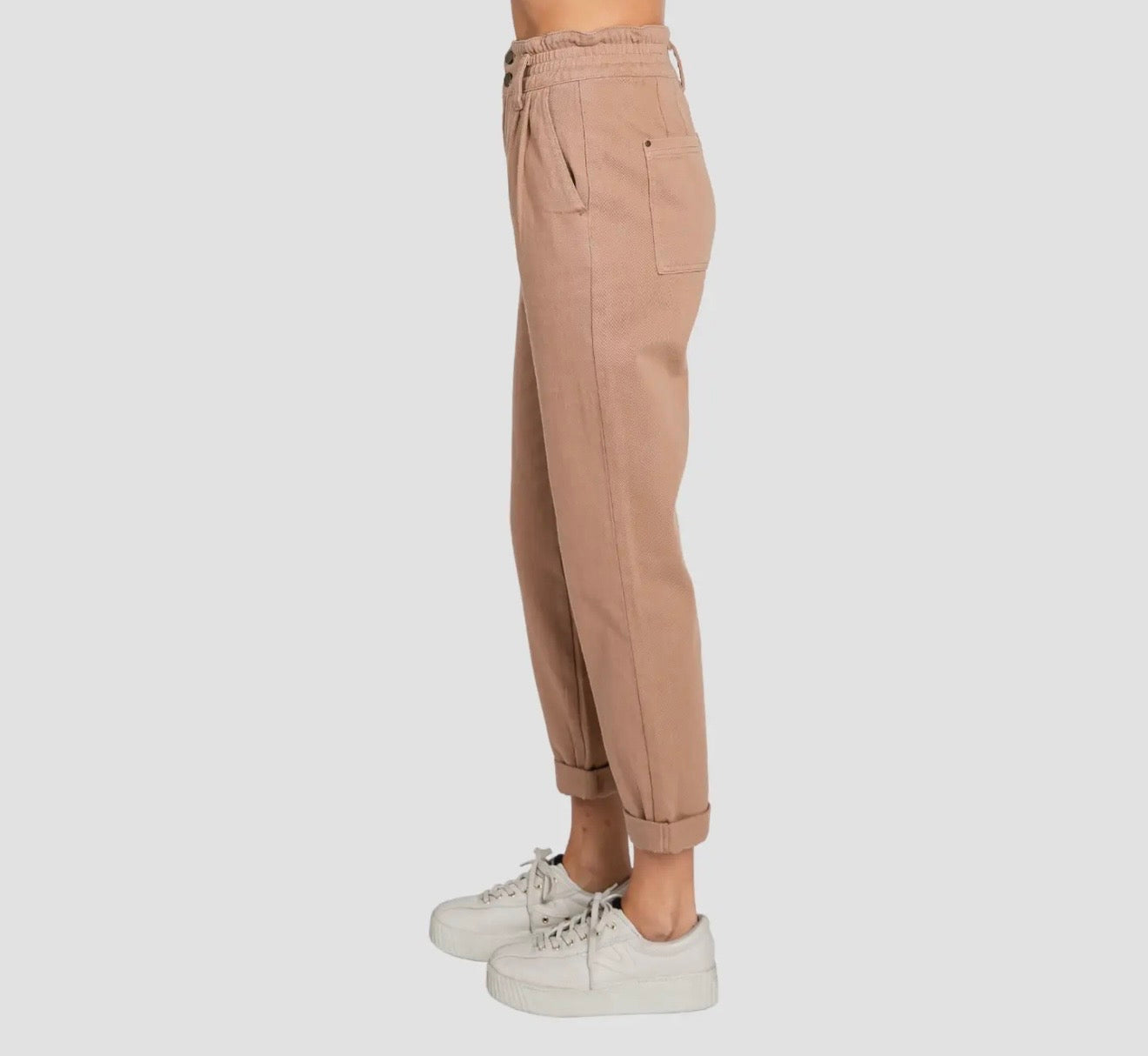 Petra153 High Rise Paper Bag Mom
Jeans w/ Elastic Band