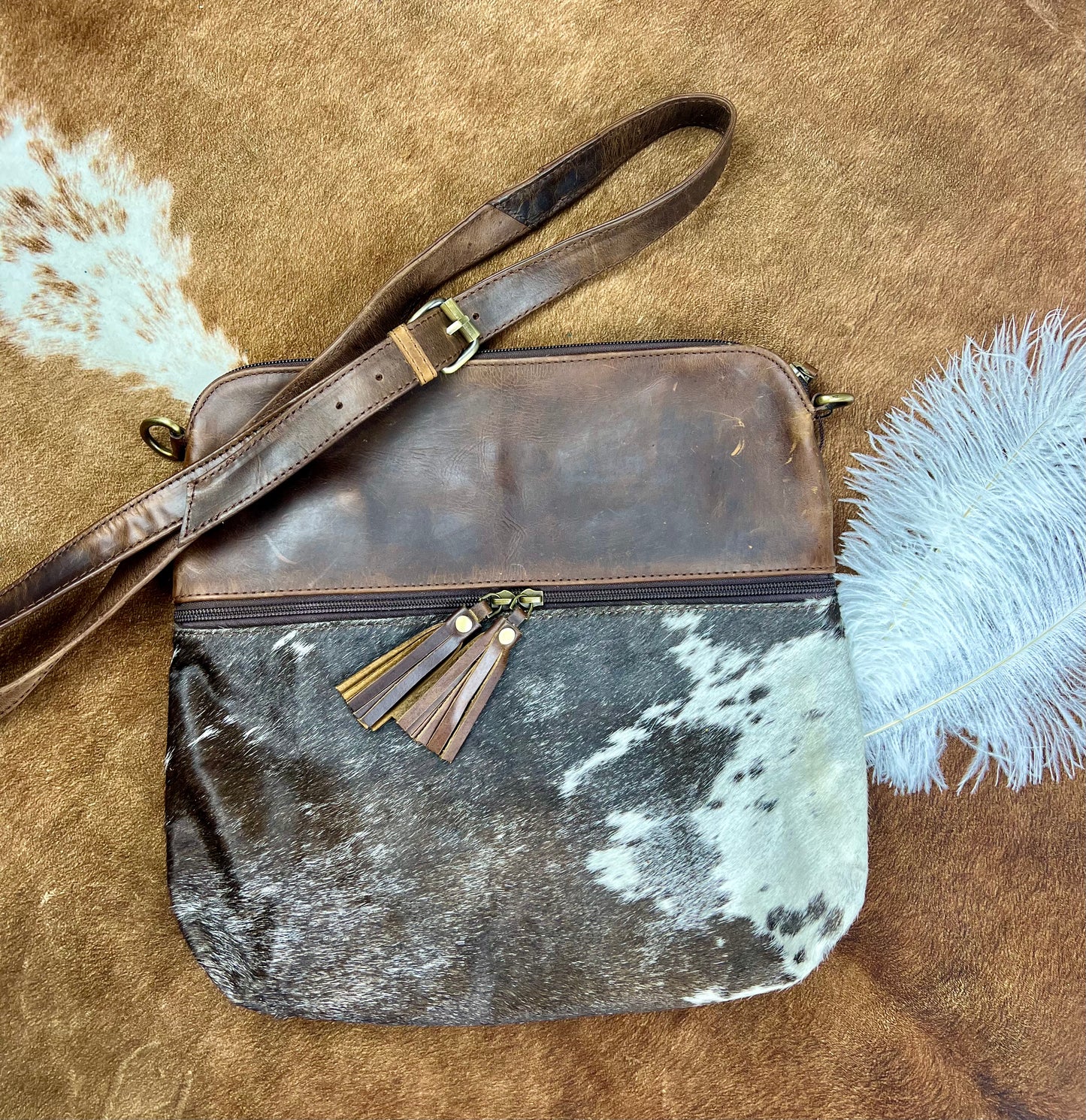 Klassy Cowgirl Leather Crossbody Bag